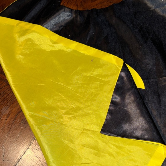 Disney Superhero cape Kids Costume  - Red, Black, Blue bundle - Picture 7 of 10